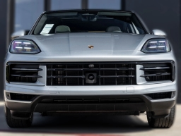 Porsche Cayenne Base Coupe AWD 2026