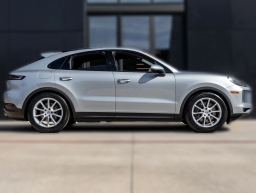 Porsche Cayenne Base Coupe AWD 2026