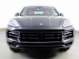 Porsche Cayenne Base Coupe AWD 2025