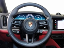 Porsche Cayenne Base Coupe AWD 2025