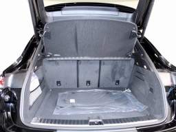 Porsche Cayenne Base Coupe AWD 2025