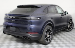 Porsche Cayenne Base Coupe AWD 2026