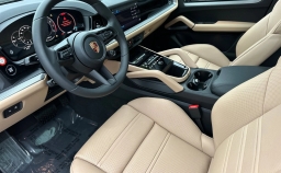 Porsche Cayenne Base Coupe AWD 2026