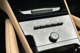 Porsche Cayenne Base Coupe AWD 2026