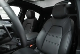 Porsche Cayenne Base Coupe AWD 2026