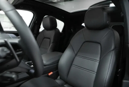 Porsche Cayenne Base Coupe AWD 2026