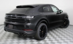 Porsche Cayenne Base Coupe AWD 2026