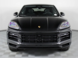 Porsche Cayenne Base Coupe AWD 2026