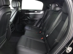 Porsche Cayenne Base Coupe AWD 2026