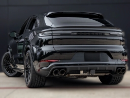 Porsche Cayenne Base Coupe AWD 2026