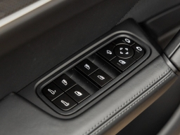 Porsche Cayenne Base Coupe AWD 2026