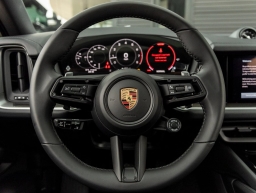 Porsche Cayenne Base Coupe AWD 2026