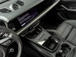 Porsche Cayenne Base Coupe AWD 2026