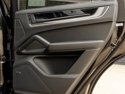 Porsche Cayenne Base Coupe AWD 2026