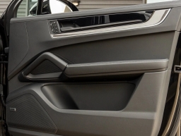 Porsche Cayenne Base Coupe AWD 2026