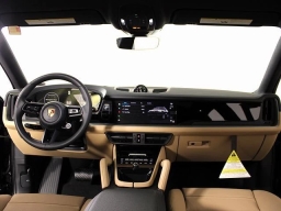 Porsche Cayenne Base Coupe AWD 2026