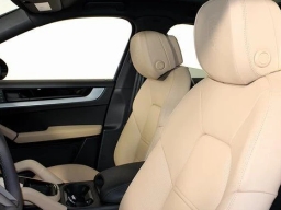 Porsche Cayenne Base Coupe AWD 2026