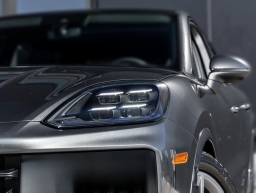 Porsche Cayenne Base Coupe AWD 2026