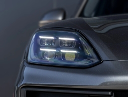 Porsche Cayenne Base Coupe AWD 2026