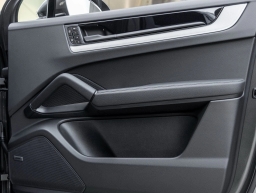 Porsche Cayenne Base Coupe AWD 2026