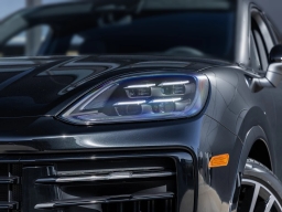 Porsche Cayenne Base Coupe AWD 2026