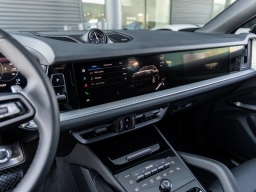 Porsche Cayenne Base Coupe AWD 2026