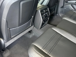 Porsche Cayenne Base Coupe AWD 2026