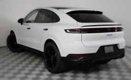 Porsche Cayenne Base Coupe AWD 2026