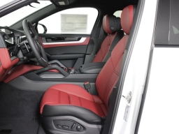 Porsche Cayenne Base Coupe AWD 2026