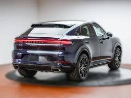 Porsche Cayenne Base Coupe AWD 2026