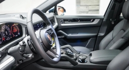 Porsche Cayenne Base Coupe AWD 2026