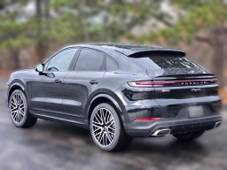 Porsche Cayenne Base Coupe AWD 2026