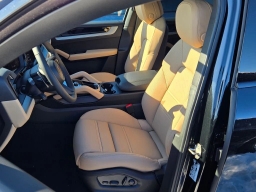 Porsche Cayenne Base Coupe AWD 2026