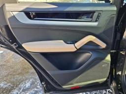 Porsche Cayenne Base Coupe AWD 2026
