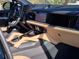 Porsche Cayenne Base Coupe AWD 2026