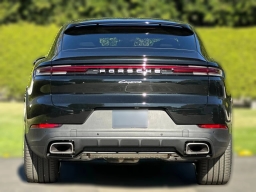 Porsche Cayenne Base Coupe AWD 2026