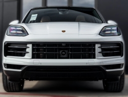 Porsche Cayenne Base Coupe AWD 2026