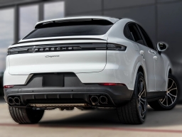 Porsche Cayenne Base Coupe AWD 2026
