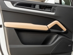 Porsche Cayenne Base Coupe AWD 2026