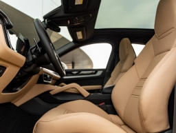 Porsche Cayenne Base Coupe AWD 2026