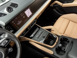 Porsche Cayenne Base Coupe AWD 2026