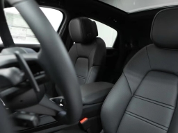 Porsche Cayenne Base Coupe AWD 2026