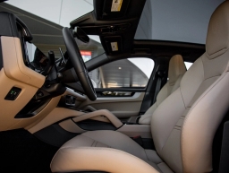 Porsche Cayenne Base Coupe AWD 2026