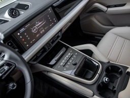 Porsche Cayenne Base Coupe AWD 2026