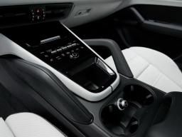 Porsche Cayenne Base Coupe AWD 2026