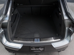 Porsche Cayenne Base Coupe AWD 2026