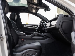 Porsche Cayenne Base Coupe AWD 2026