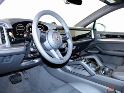 Porsche Cayenne Base Coupe AWD 2025