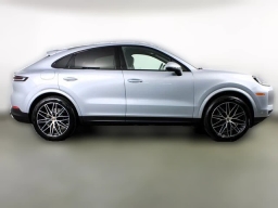 Porsche Cayenne Base Coupe AWD 2025