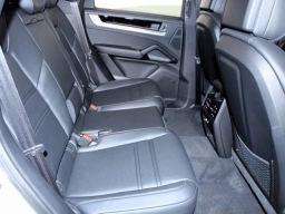 Porsche Cayenne Base Coupe AWD 2025